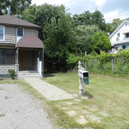 Buy this 2 bed house on 202 West Palmer Avenue in Summit Township, MI 49203