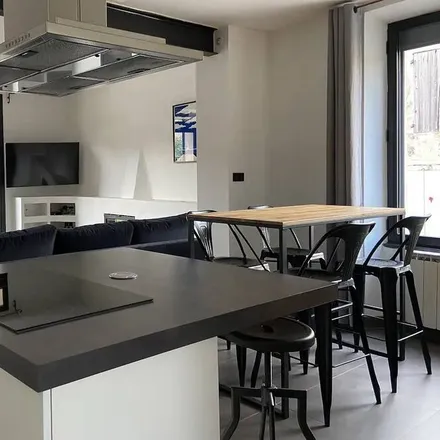 Rent this 2 bed apartment on 84310 Morières-lès-Avignon