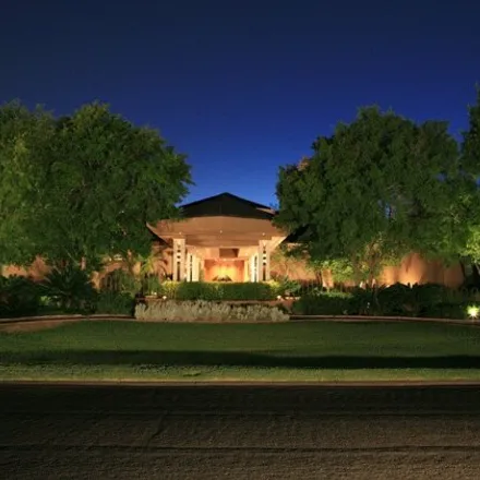 Image 2 - 15 Biltmore Estates, Phoenix, AZ 85016, USA - House for sale