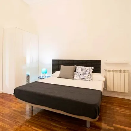 Rent this 1 bed room on Muji in Calle de Fuencarral, 36