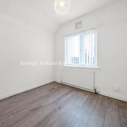 Image 7 - Glendun Road, London, W3 7AJ, United Kingdom - House for rent