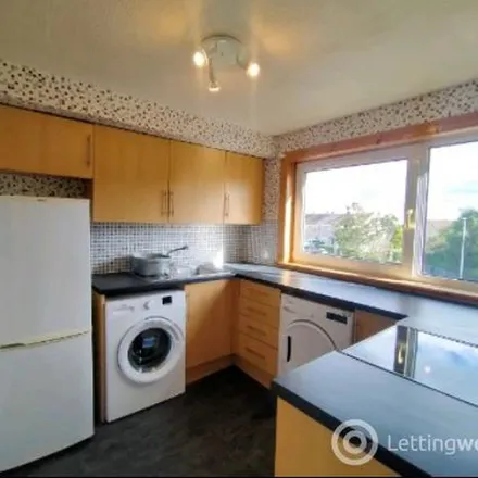 Image 4 - Andrew Close, Wokingham, RG40 2HY, United Kingdom - Apartment for rent
