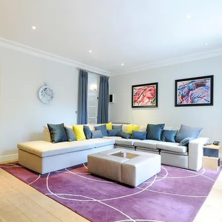 Rent this 2 bed apartment on 44 Redcliffe Square in London, SW10 9HF