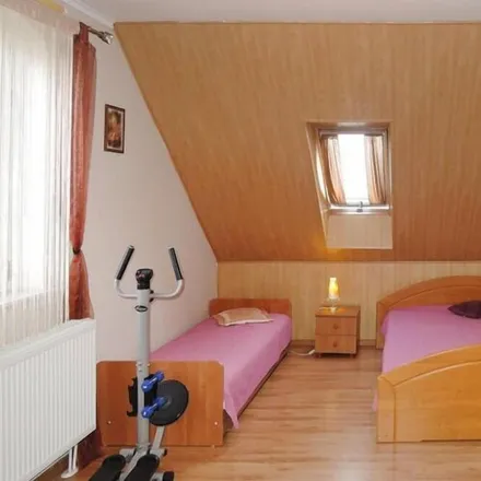 Rent this 3 bed house on 72-514 Kołczewo