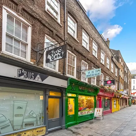 Rent this 2 bed apartment on Sabon in Neal Street, London