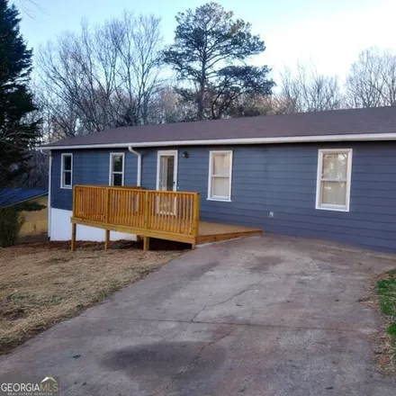 Buy this 3 bed house on 447 Camp Creek Circle in Midway, GA 30531