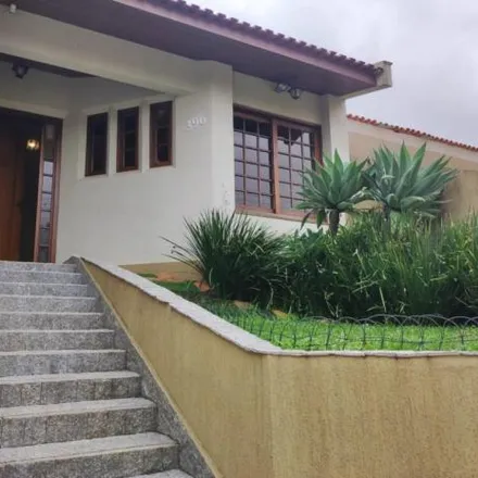 Rent this 3 bed house on Rua Doutor Antônio Schwansee in Vila Estrela, Ponta Grossa - PR