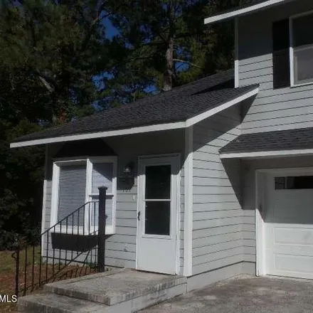 Rent this 2 bed duplex on 107 Short Street in Steep Pines Fork, Beaufort