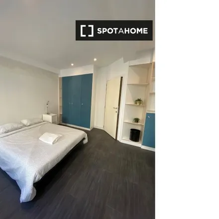Rent this 1 bed apartment on Basisschool De Bron in Rue de la Source - Bronstraat, 1060 Saint-Gilles - Sint-Gillis