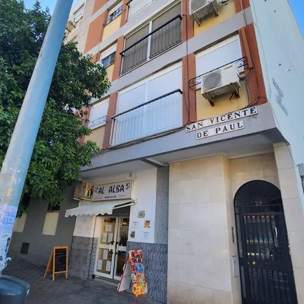 Image 9 - Calle López de Gomara, 11, 41010 Seville, Spain - Apartment for rent