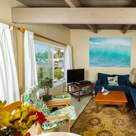 Rent this 2 bed house on San Clemente