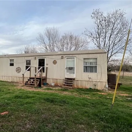 Buy this 2 bed house on 23741 Fishmarket Road in Pink, Pottawatomie County