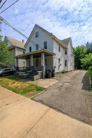 Buy this 7 bed duplex on 3719 East 61st Street in Cleveland, OH 44105