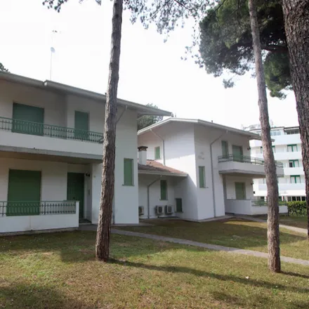 Rent this 4 bed house on Cammino del Pensiero in 33054 Lignano Sabbiadoro Udine, Italy