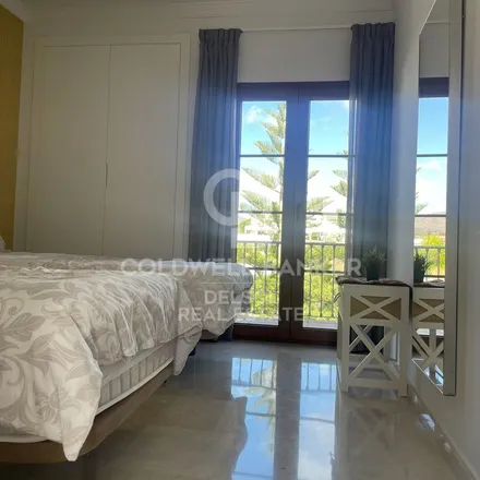 Rent this 4 bed apartment on Restaurante La Casa del Rey in Calle Santa Ana, 29680 Estepona