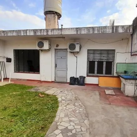 Rent this studio house on Coronel Manuel Rosetti 2080 in Olivos, B1605 DST Vicente López