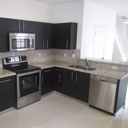 Image 4 - 4113 Forest Drive, Weston, FL 33332, USA - Townhouse for rent