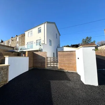 Buy this 5 bed house on The Haynes in New Road, Bristol