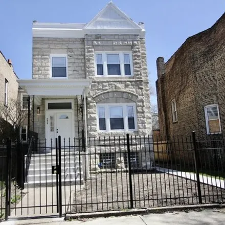 Buy this 6 bed house on 7413 S Princeton Ave in Chicago, Illinois