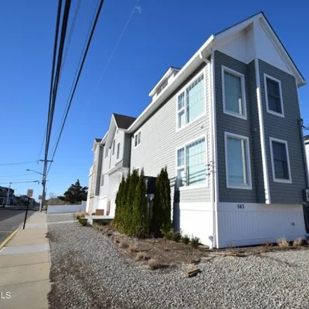 Image 1 - 299 3rd Avenue, Manasquan, Monmouth County, NJ 08736, USA - House for rent