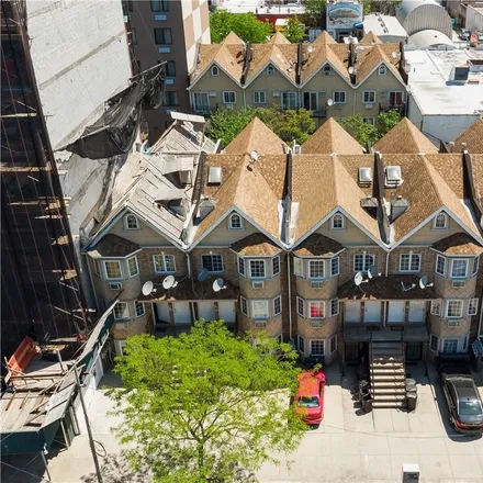 Image 3 - 1718 Pitkin Avenue, New York, NY 11212, USA - Townhouse for sale