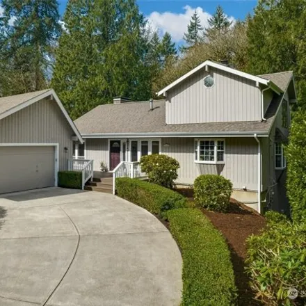 Buy this 5 bed house on 17418 Northeast 33rd Street in Redmond, WA 98052