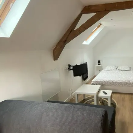 Rent this 2 bed apartment on 49123 Champtocé-sur-Loire