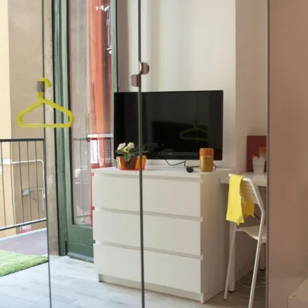 Image 5 - Il Gottino, Largo Fra Paolo Bellintani, 20219 Milan MI, Italy - Room for rent