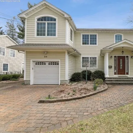 Rent this 5 bed house on 66 Holly Lane in Cresskill, Bergen County