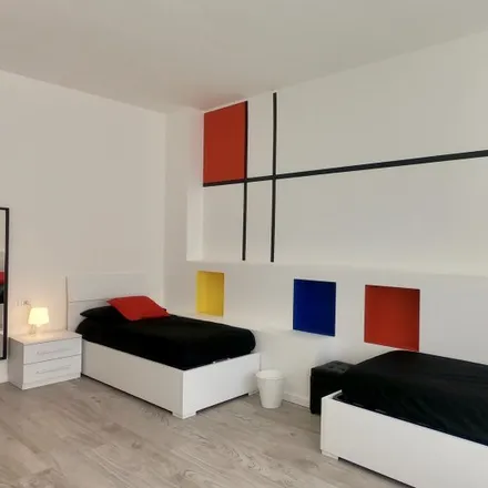 Rent this 7 bed room on Via Luigi Pasteur in 12, 20127 Milan MI