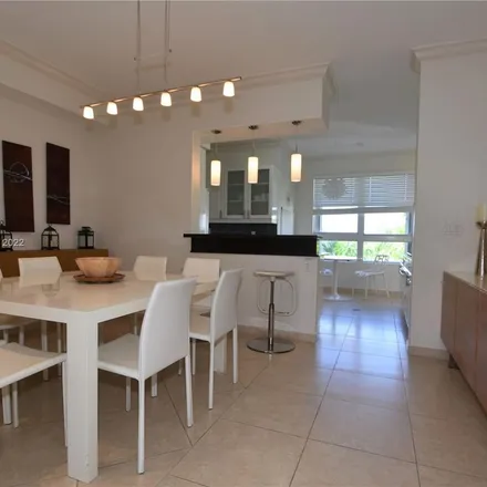 Image 3 - North Club Drive, Key Biscayne, Miami-Dade County, FL 33149, USA - Apartment for rent