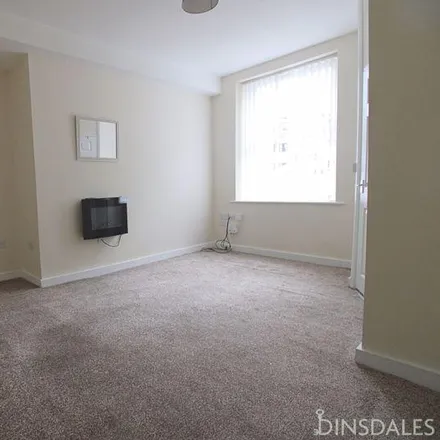Image 2 - Moor Street, Queensbury, BD13 2PS, United Kingdom - Townhouse for rent