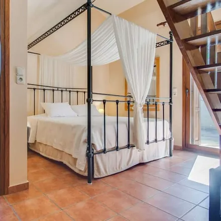 Rent this 5 bed house on Community of Agios Sillas in Temenos Municipal Unit, Heraklion Regional Unit