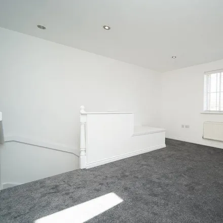 Image 2 - Reeve Close, Leighton Buzzard, LU7 4RX, United Kingdom - Apartment for rent