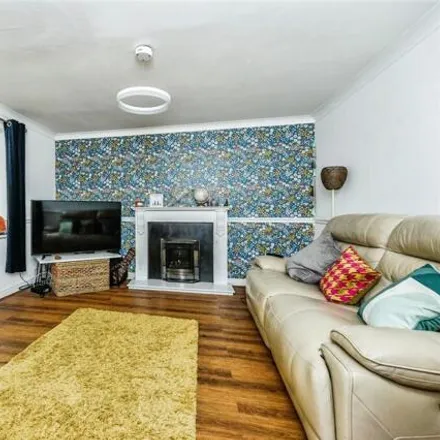 Image 3 - Lapwing Close, Liverpool, L12 0PW, United Kingdom - House for sale