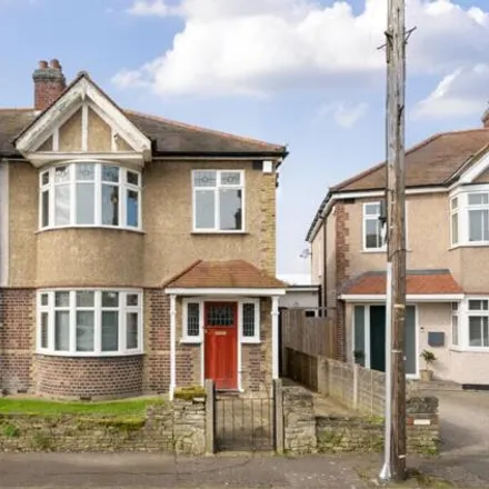 Image 1 - Carlton Crescent, London, SM3 9TS, United Kingdom - Duplex for sale