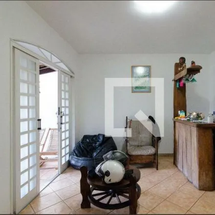 Buy this 4 bed house on Rua Professor Fernando de Magalhães in Regional Noroeste, Belo Horizonte - MG