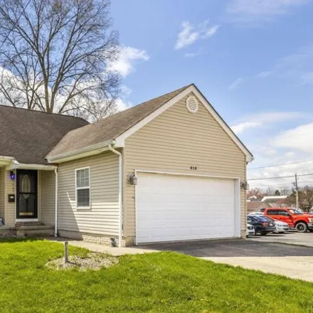 Buy this 4 bed house on 515 West Washington Street in Baltimore, Liberty Township