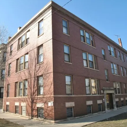 Image 1 - 3800-3806 North Greenview Avenue, Chicago, IL 60640, USA - Apartment for rent