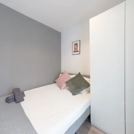 Rent this 1 bed apartment on Amplifon in Calle de Carranza, 10