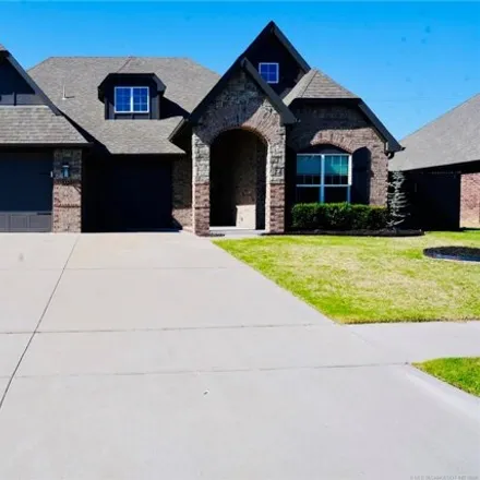 Buy this 4 bed house on 1799 East 136th Street in Glenpool, Tulsa County