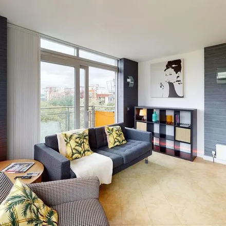 Image 6 - West Parkside, London, SE10 0BA, United Kingdom - Apartment for rent