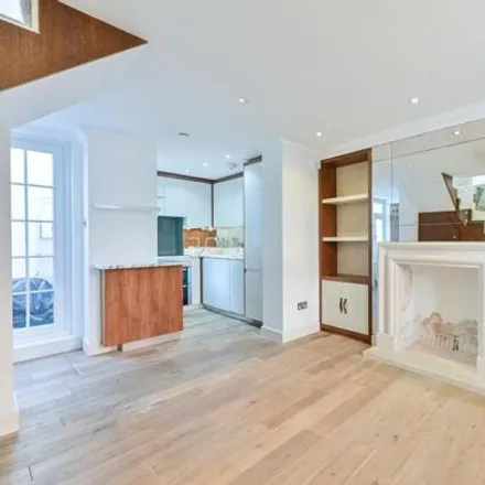 Buy this 3 bed house on 28 Bury Walk in London, SW3 6QD
