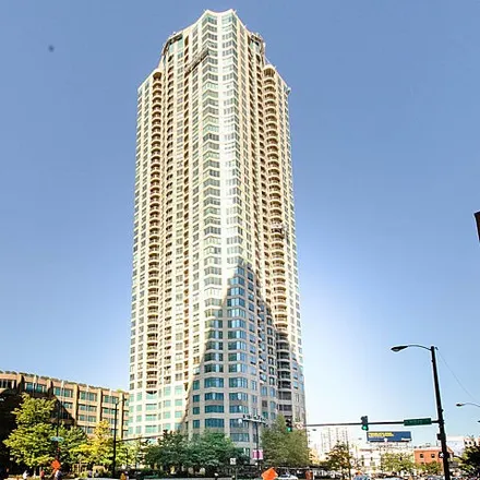 Rent this 2 bed condo on LaSalle & Hubbard in North LaSalle Drive, Chicago