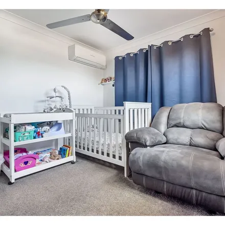 Rent this 3 bed apartment on Deakin Close in Gracemere QLD, Australia