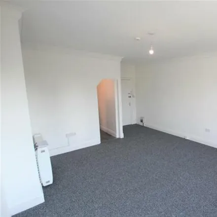 Image 2 - St John the Baptist, Clarendon Park Road, Leicester, LE2 3AJ, United Kingdom - Loft for rent