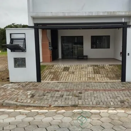 Rent this 3 bed house on Rua Londrina in Centro, Balneário Piçarras - SC