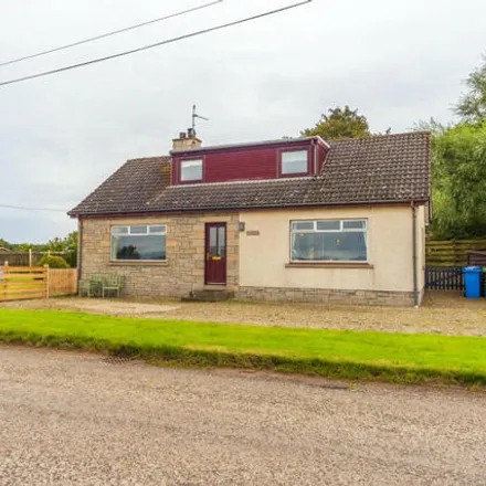 Buy this 4 bed house on Tarbatness Road in Portmahomack, IV20 1RG