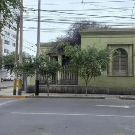 Buy this studio house on Brazil Avenue 610 in Jesús María, Lima Metropolitan Area 15083