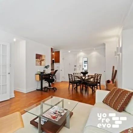 Image 3 - 79 West 12th Street, New York, NY 10011, USA - Apartment for sale